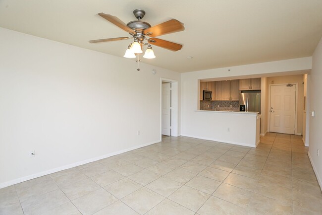 Building Photo - ***NEW PHOTOS ATTACHED***North Naples****G...