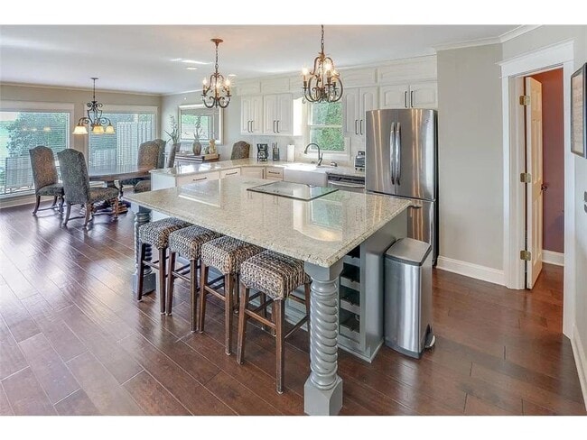 Building Photo - 16926 Grays Bay Blvd