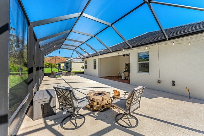 Building Photo - 6435 Montserrat Dr
