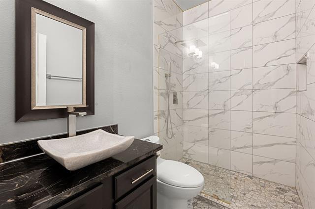 Building Photo - 4402 Spring Garden Dr