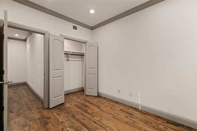 Building Photo - 3126 Ross Ave