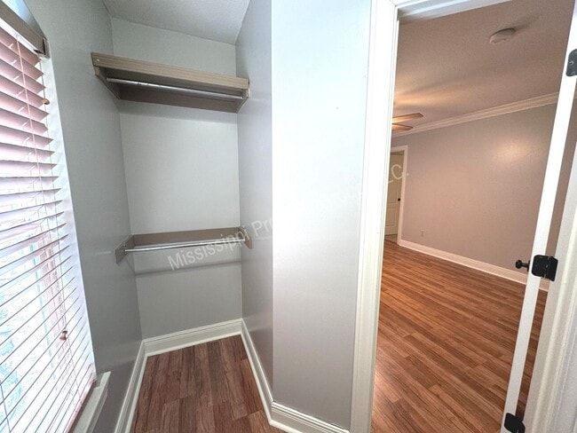 Building Photo - 3BR/3BA For Rent