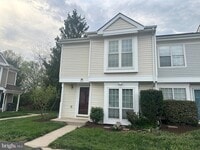 Building Photo - 326 Lancaster Square