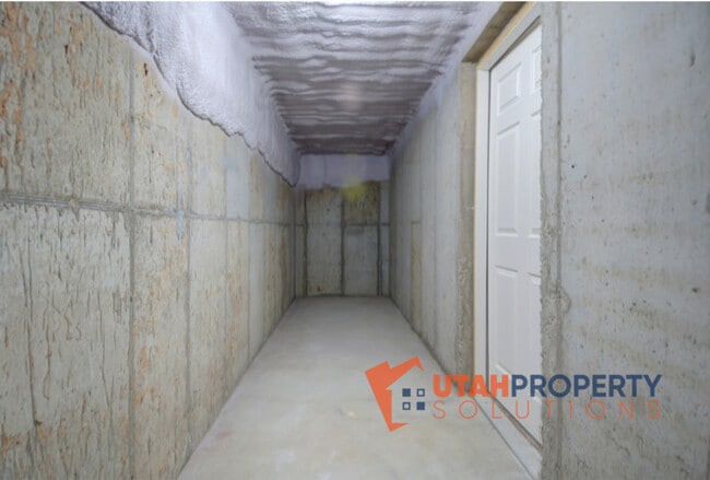 Building Photo - 7708 N Wyatt Earp Ave