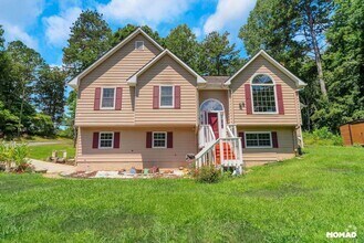 Building Photo - Charming 4BR House in Douglasville