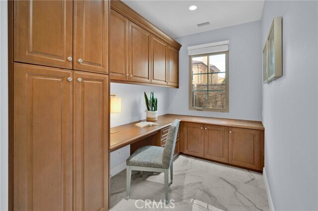 Building Photo - 67 Livia