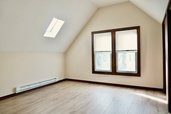 Building Photo - 39 Pardee Pl