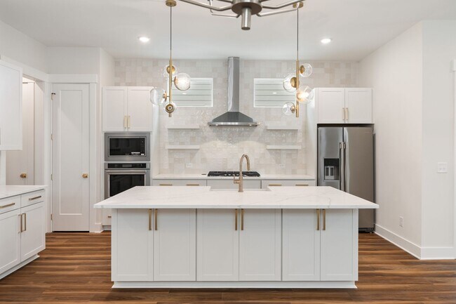 Building Photo - Newly Built 4-bedroom, 4-bathroom Home in Durham, NC