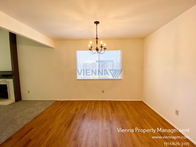 Building Photo - 3309 Huntsman Dr