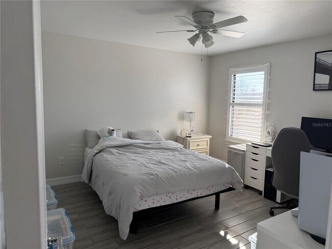 Building Photo - 2599 Marton Oak Blvd