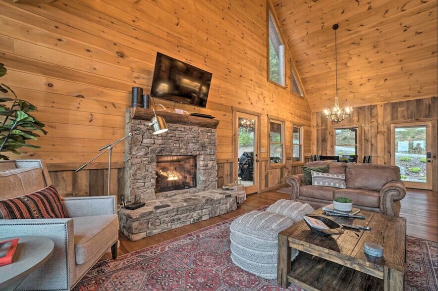 Building Photo - 40 Green Ridge Mountain