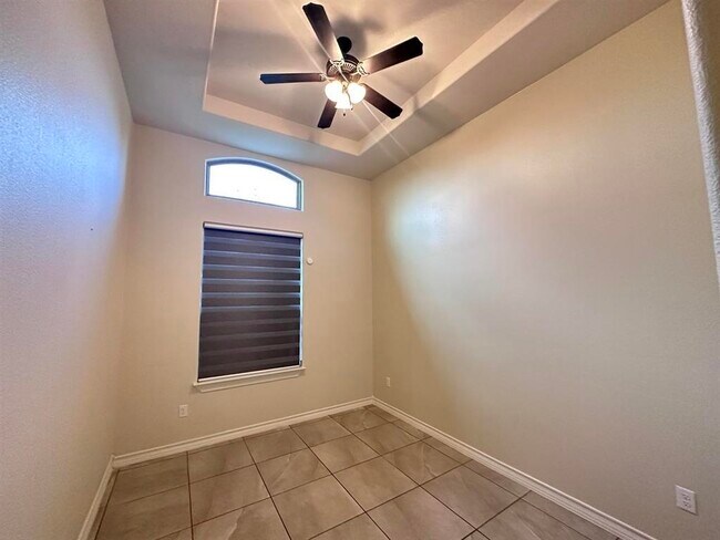 Building Photo - 7227 Sylvia Plath Dr