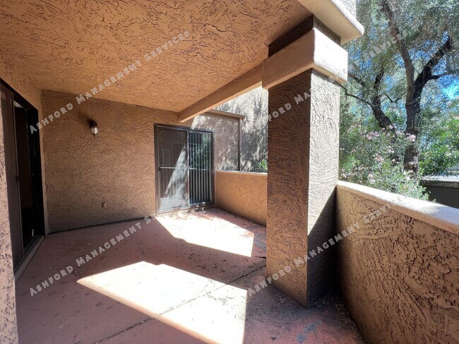 Building Photo - 5122 E Shea Blvd