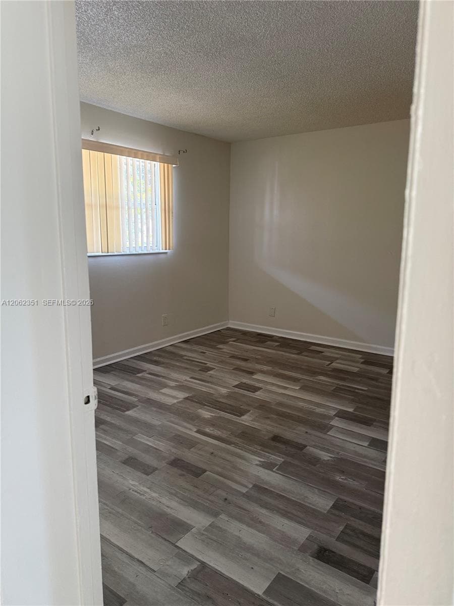 Building Photo - 7825 Fairview Dr