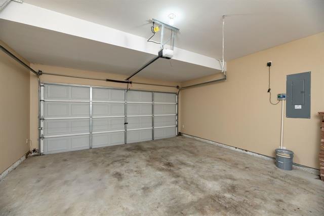 Building Photo - 2510 Sedona St