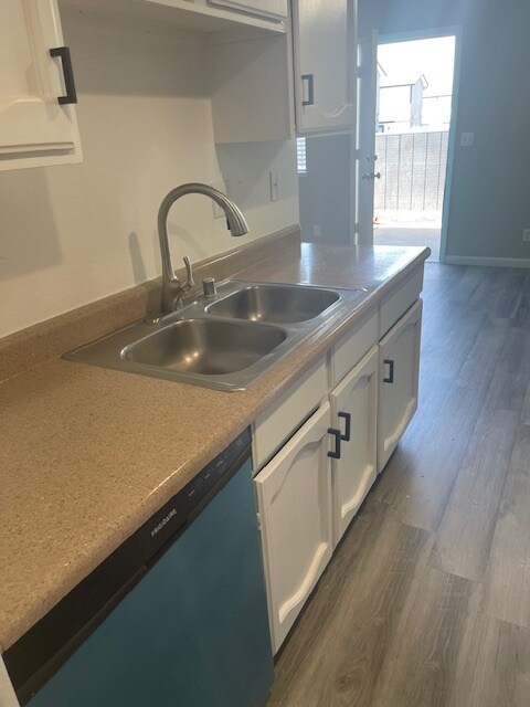 Building Photo - 318 Champlin Ave