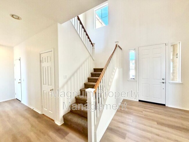 Building Photo - 31409 Orchard Ln