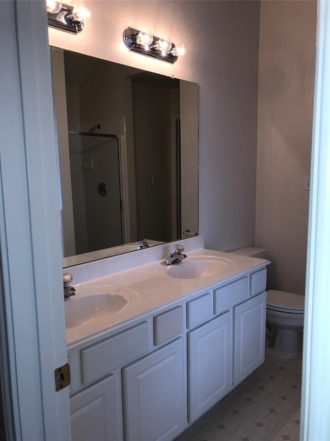 Building Photo - 3604 Roller Crossing