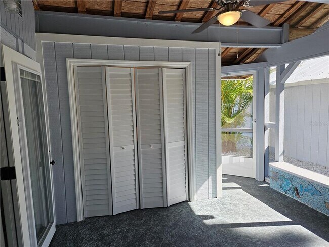 Building Photo - 8229 Cypress Rd