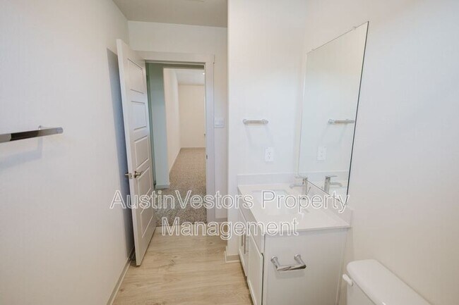 Building Photo - 413 Millbrook Blvd