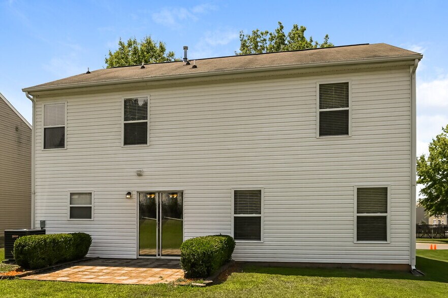 Building Photo - 12034 Red Leaf Dr