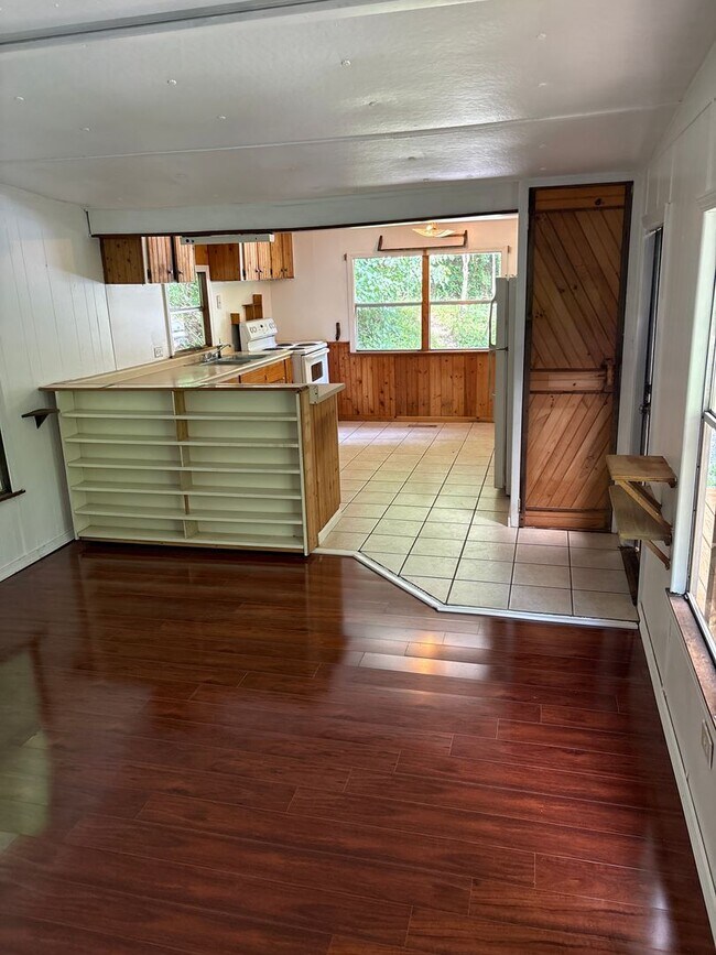 Building Photo - Nice 2 Bed in Candler