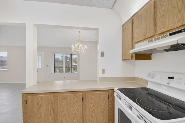 Building Photo - 416 Pine Glen Ln