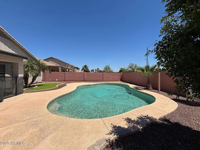 Building Photo - 12735 W Verde Ln