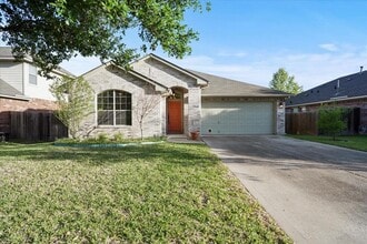 Building Photo - 1608 Goddard Bluff Dr