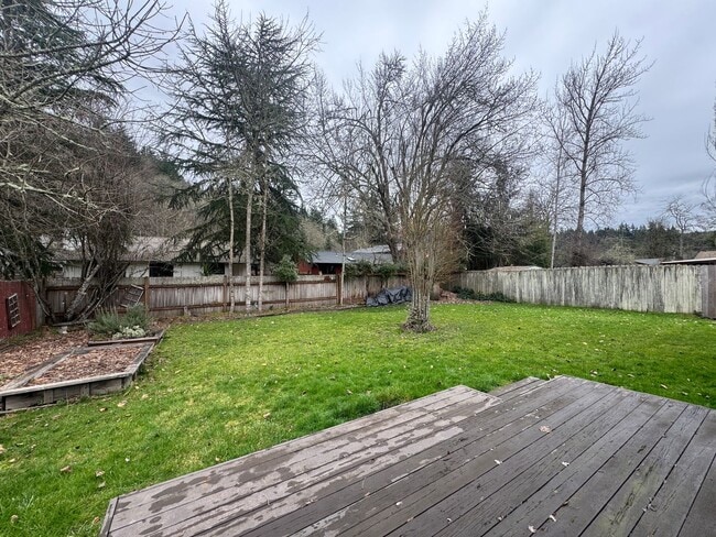 Building Photo - (HAR2) 2 Bedroom, 1 Bath Single Family Home