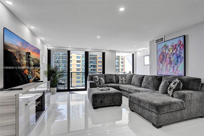 Building Photo - 2301 S Ocean Dr