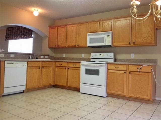 Building Photo - 625 Rothschild Ln