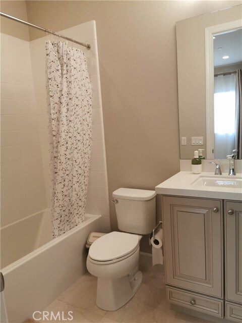 Building Photo - 16 Branding Iron