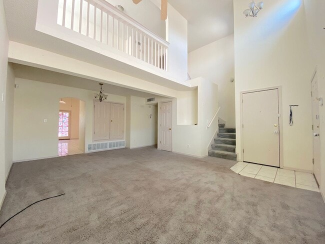 Building Photo - West El Paso 5bed Refrig A/C Home