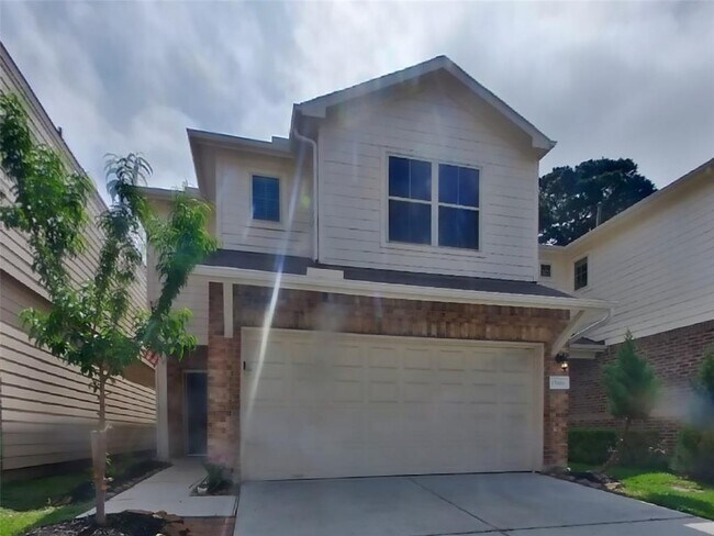 Primary Photo - 13406 Holly Vista Dr