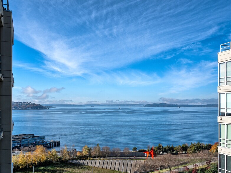 Building Photo - 2929 1st Ave