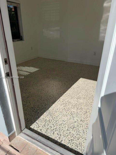 Building Photo - 2655 SW 30th Ct