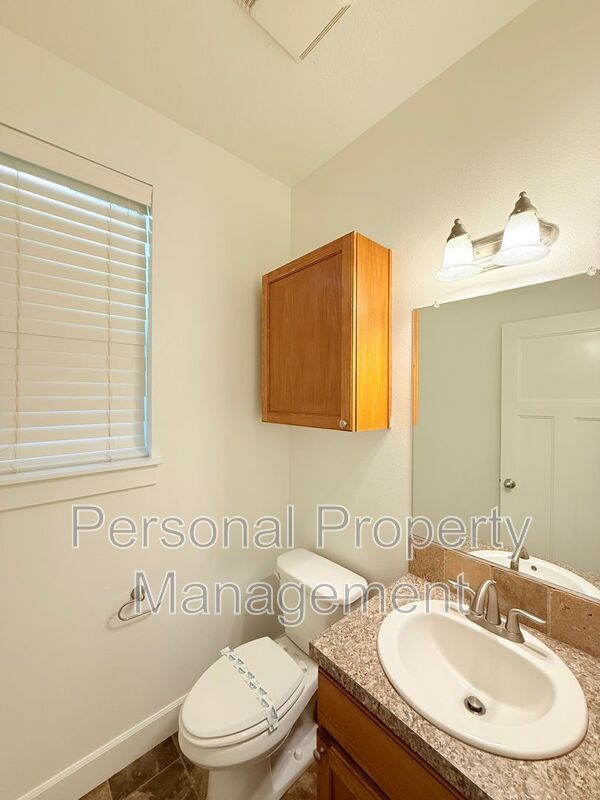 Building Photo - 3326 NW 47th Dr