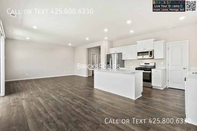 Building Photo - 1342 SW Pendleton Way