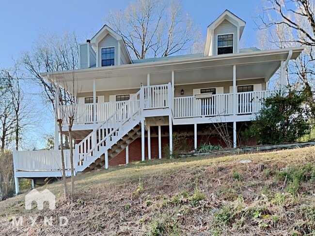 Building Photo - 629 Bennett Dr