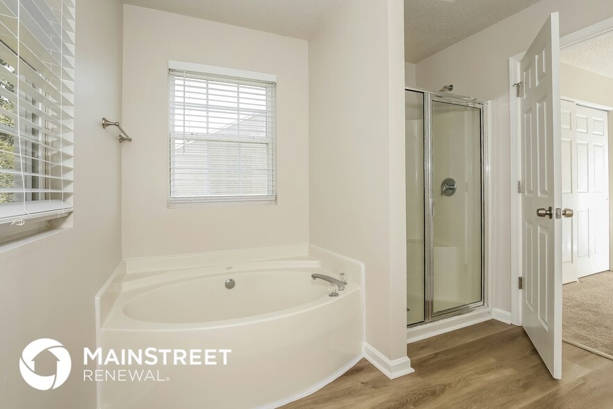 Building Photo - 2023 Gramercy Park Dr