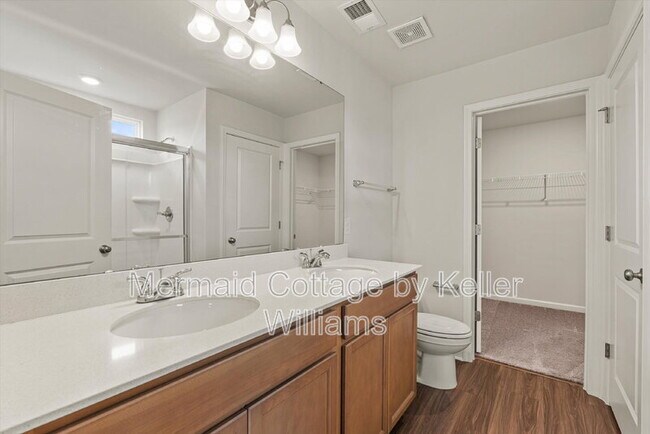 Building Photo - 46 Cedarwood St