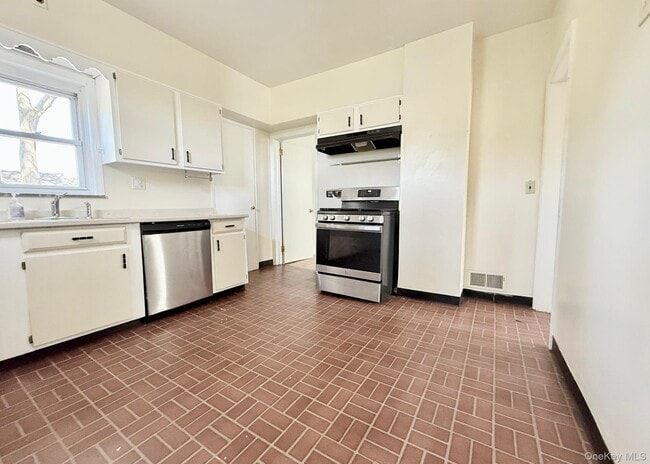 Building Photo - 505 Prospect Ave
