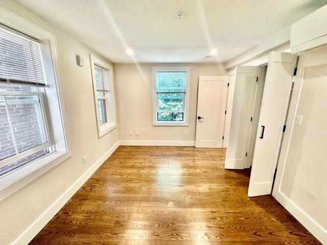 Building Photo - 366 Hanover St