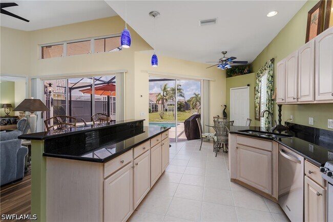 Building Photo - 28460 Highgate Dr