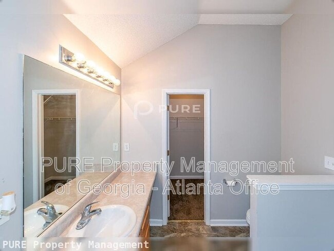 Building Photo - 204 Bella Vista Terrace