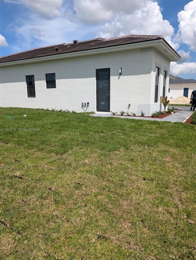 Building Photo - 19565 SW 325th Ln