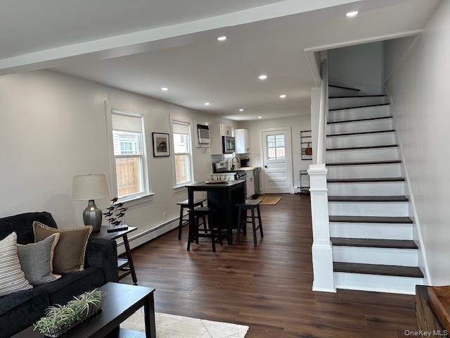 Building Photo - 5 Warren Ave