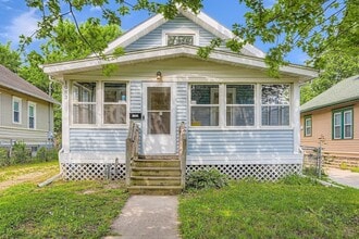 Building Photo - 1083 Western Ave N