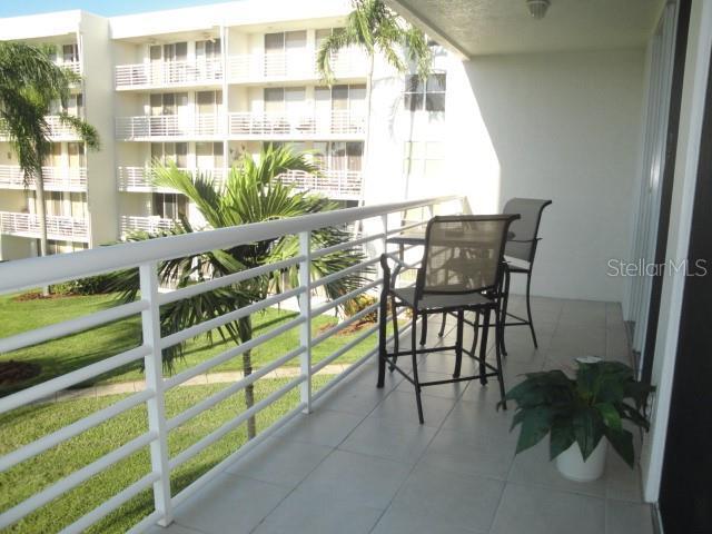 Building Photo - 6061 Bahia Del Mar Cir N
